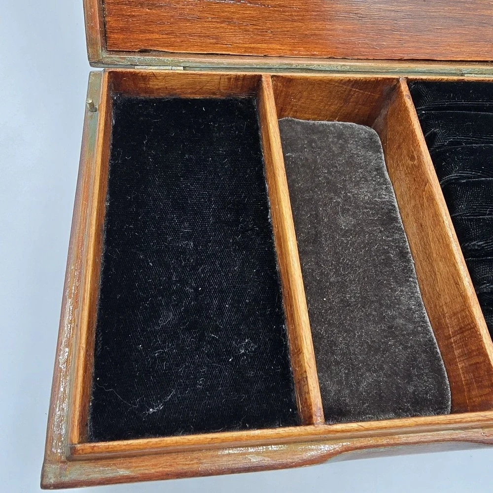 Vintage Wood  Swiss Music Box Doctor‎ Zhivago Lara's Theme Unique Simple Hearts